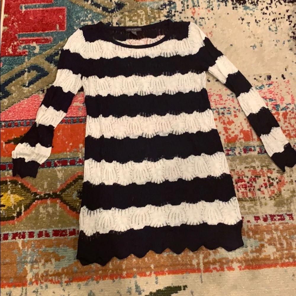 Maternity summer sweater.